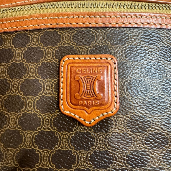 Authentic vintage Celine Macadam toiletry/ make up bag - Picture 4 of 9